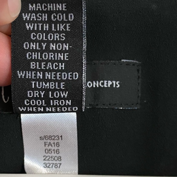 INC Sleeveless Blouse with Zipper - Picture 5 of 5